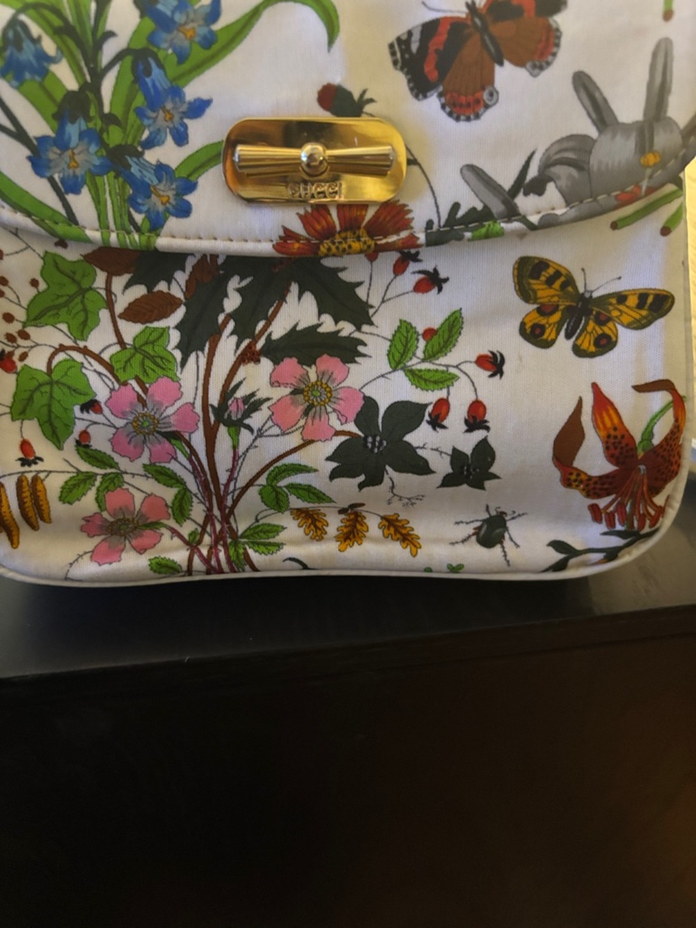 Gucci White Floral & Butterfly Crossbody Bag with Gold Hardware tear on strap